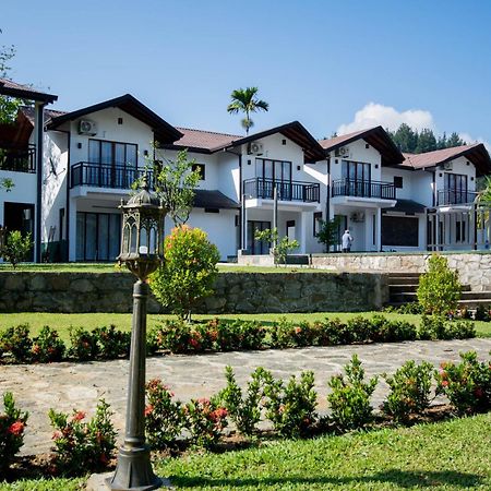 Okwin Resort Kandy Exteriör bild